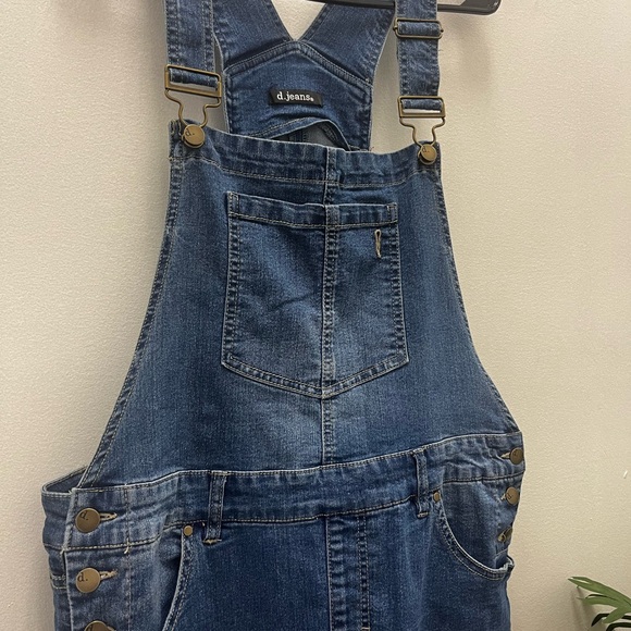 d jeans- Jean Overalls - Picture 2 of 3